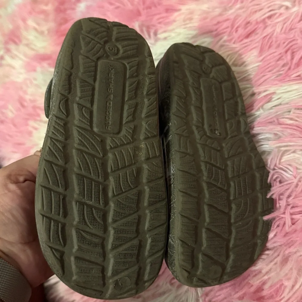 Rugged shark! Camouflage Kids Slip-On Water Shoes